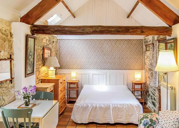 Ferienhaus Gorgeous In With Wifi Quettehou